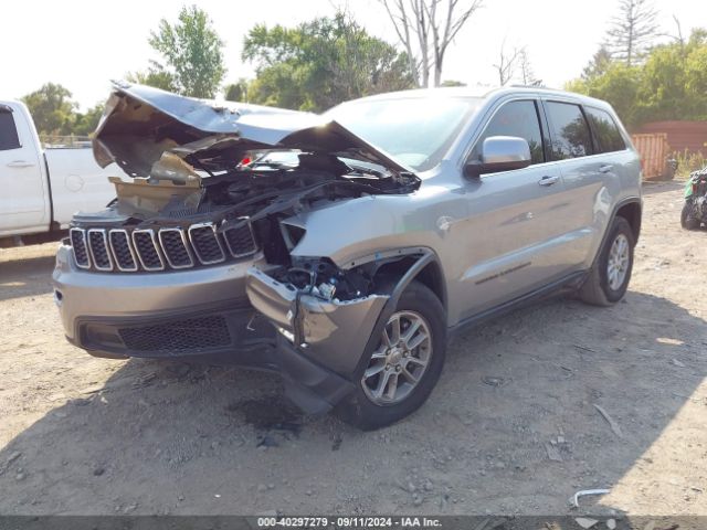 1C4RJEAG1JC132312 Jeep Grand Cherokee Laredo 4x2