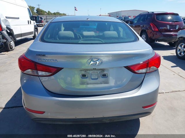 Hyundai ELANTRA SE 2015 KMHDH4AE4FU300469 Image 16