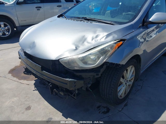 Hyundai ELANTRA SE 2015 KMHDH4AE4FU300469 Image 17