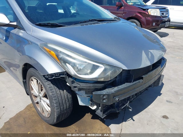 Hyundai ELANTRA SE 2015 KMHDH4AE4FU300469 Image 18