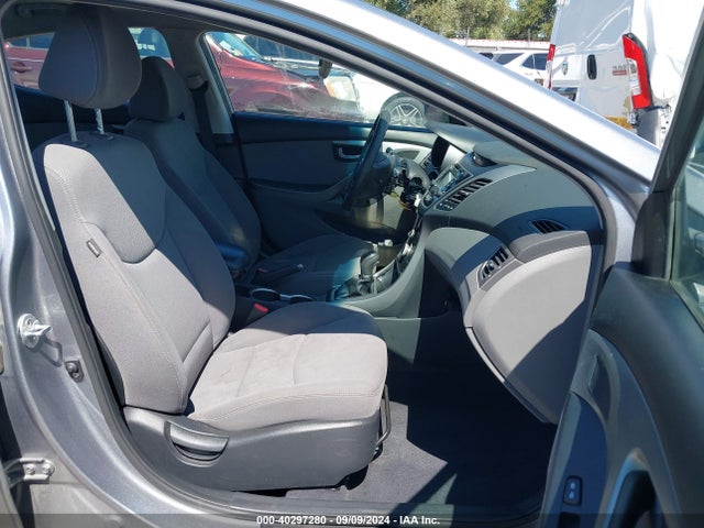Hyundai ELANTRA SE 2015 KMHDH4AE4FU300469 Image 5
