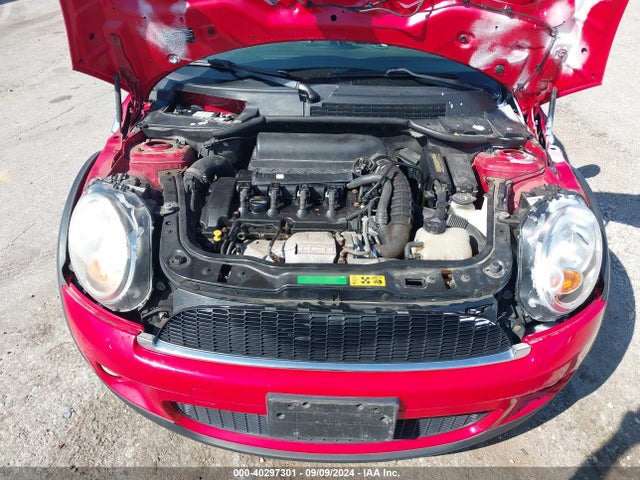 2008 MINI COOPER S CLUBMAN WMWMM33588TP89133 Photo 9