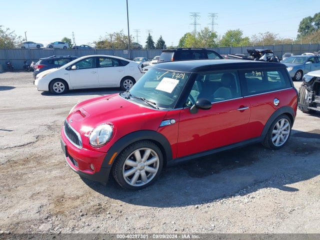 2008 MINI COOPER S CLUBMAN WMWMM33588TP89133 Photo 1