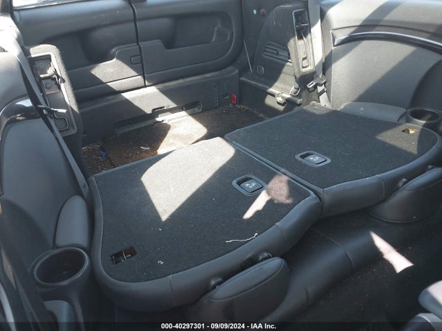 2008 MINI COOPER S CLUBMAN WMWMM33588TP89133 Photo 7