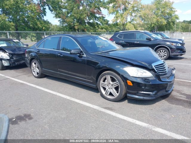 2013 MERCEDES-BENZ S 550 WDDNG9EBXDA504822