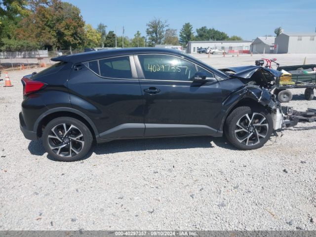 JTNKHMBX7K1032780 Toyota C-HR XLE