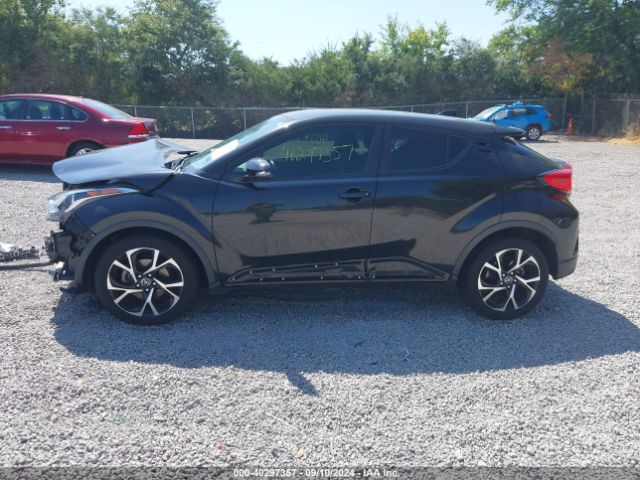 JTNKHMBX7K1032780 Toyota C-HR XLE