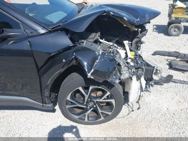 JTNKHMBX7K1032780 Toyota C-HR XLE