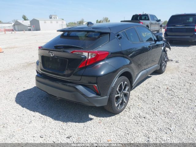 JTNKHMBX7K1032780 Toyota C-HR XLE