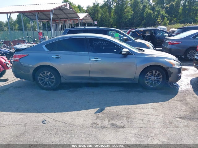 Nissan Altima 2.5 S 2015 1N4AL3AP2FC584391 Image 14