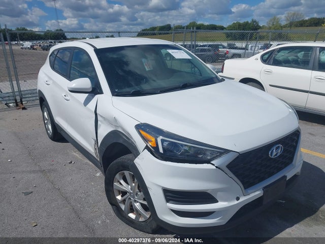 Hyundai TUCSON SE 2019 KM8J2CA47KU900757 Image 1