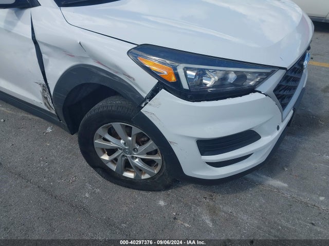 Hyundai TUCSON SE 2019 KM8J2CA47KU900757 Image 6