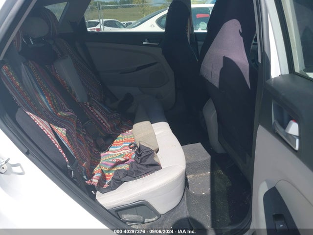 Hyundai TUCSON SE 2019 KM8J2CA47KU900757 Image 8