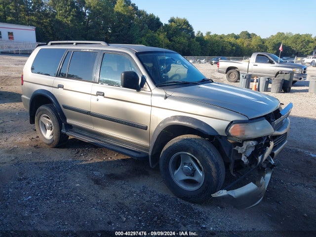 2001 MITSUBISHI MONTERO SPORT JA4LS21HX1P000470 Photo 0