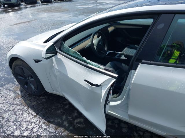 5YJ3E1EA5MF977437 Tesla Model 3 Standard Range Plus Rear-wheel Drive