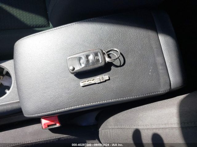 3VW2K7AJ1FM304525 Volkswagen Jetta 2.0l S