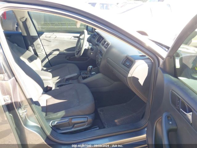 3VW2K7AJ1FM304525 Volkswagen Jetta 2.0l S