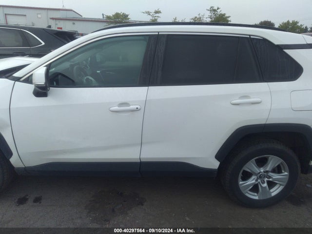 Toyota Rav4 Xle 2019 2T3P1RFV1KW049046 Image 14