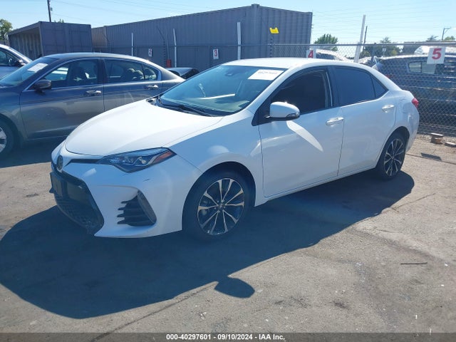 Toyota COROLLA SE 2018 2T1BURHE2JC030139 Image 2