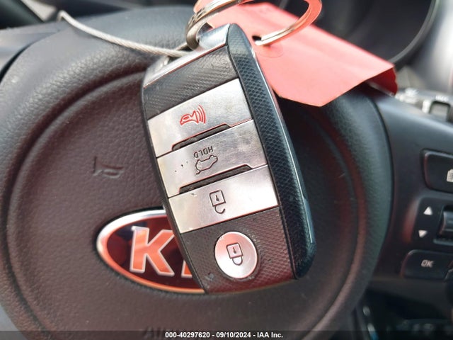 KIA Sorento 3.3l Ex 2017 5XYPH4A50HG321602 Image 11