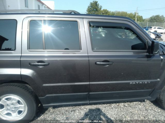 1C4NJPBB2ED818629 Jeep Patriot Sport