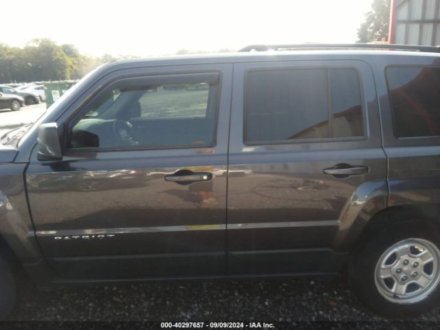 1C4NJPBB2ED818629 Jeep Patriot Sport