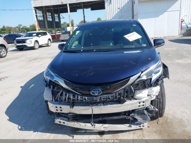 5TDESKFC4PS093013 Toyota Sienna Platinum