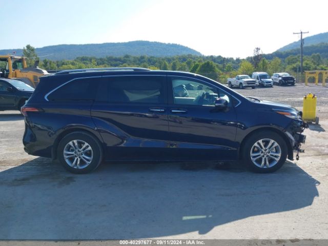 5TDESKFC4PS093013 Toyota Sienna Platinum