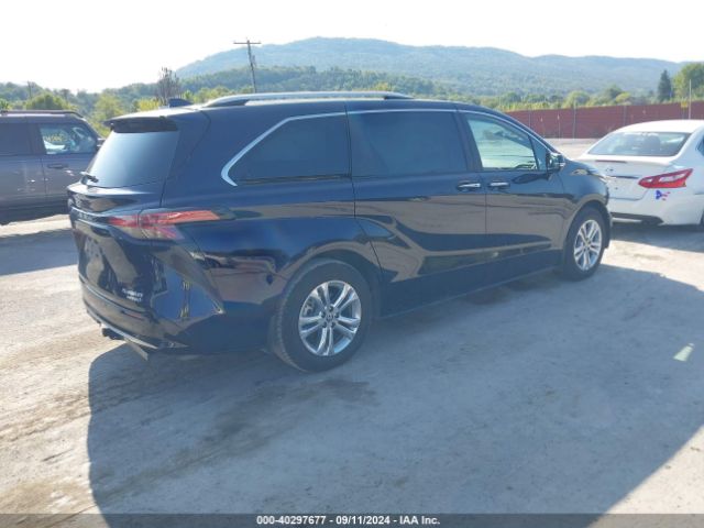 5TDESKFC4PS093013 Toyota Sienna Platinum