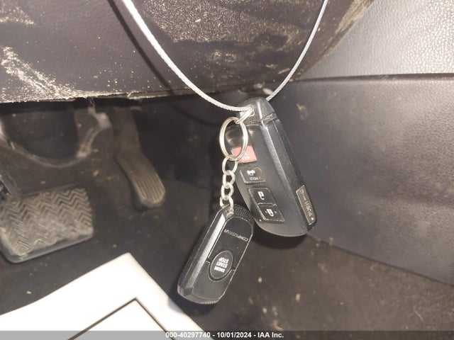 Toyota COROLLA SE 2018 2T1BURHE6JC093275 Image 11