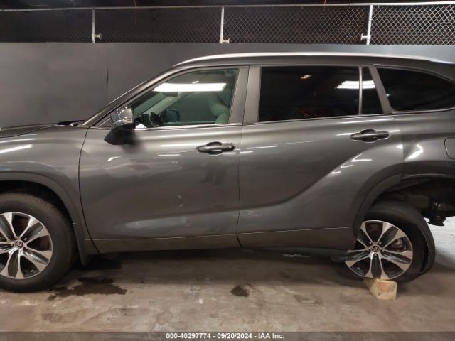 5TDKDRBH0PS030076 Toyota Highlander Xle