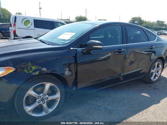 3FA6P0HD9ER149727 Ford FUSION SE