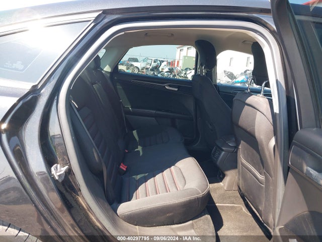3FA6P0HD9ER149727 Ford FUSION SE