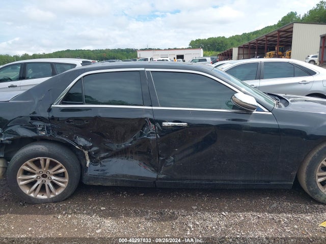 Chrysler 300C 2017 2C3CCAEG2HH566494 Image 12
