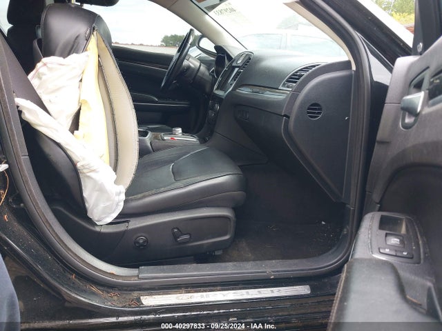 2C3CCAEG2HH566494 Chrysler 300C