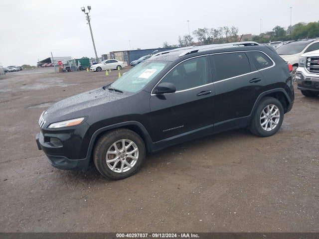 Jeep Cherokee Latitude 2016 1C4PJLCB3GW257994 Image 2