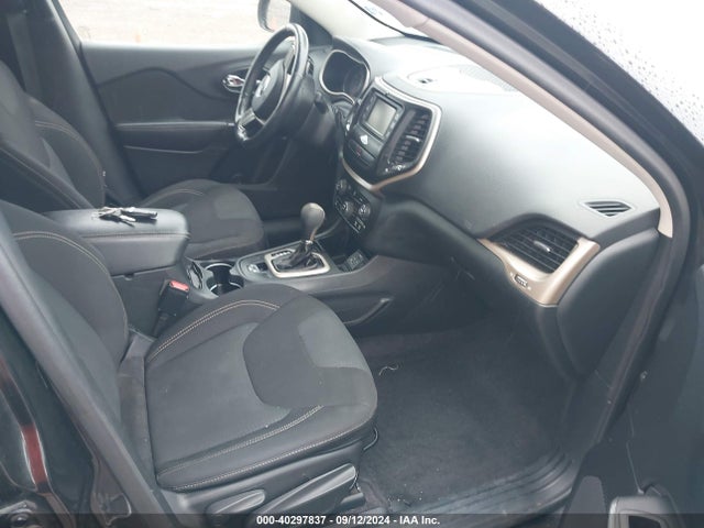 Jeep Cherokee Latitude 2016 1C4PJLCB3GW257994 Image 5