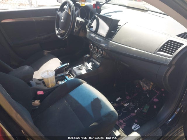 2011 MITSUBISHI LANCER JA32U8FWXBU030477 Photo 4