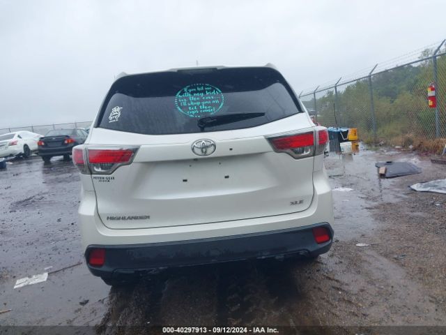 5TDKKRFH8FS051420 Toyota Highlander Xle V6