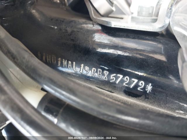 2016 HARLEY-DAVIDSON FLHTCUTG 1HD1MAL19GB857272 Photo 9