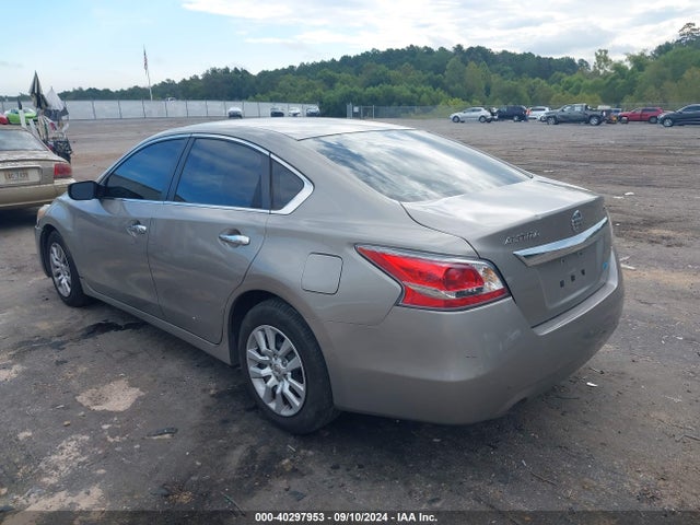 Nissan Altima 2.5 S 2014 1N4AL3AP1EN343795 Image 3