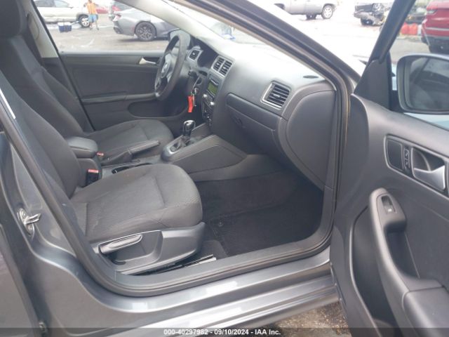 3VW2K7AJ6EM294136 Volkswagen Jetta 2.0l S