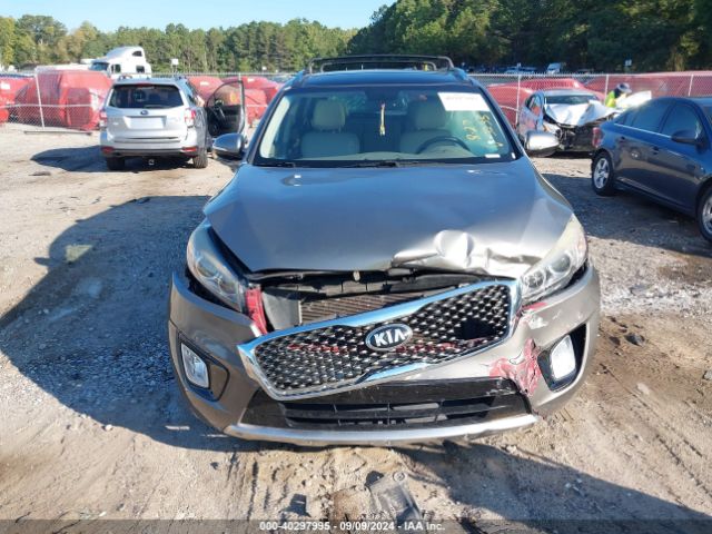 5XYPKDA50GG113235 KIA Sorento 3.3l Sx