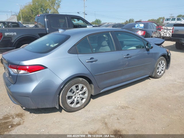 Toyota COROLLA LE 2022 5YFEPMAE9NP314407 Image 4