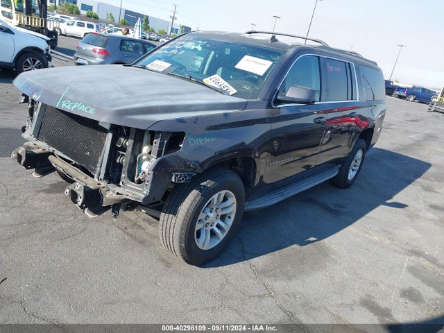 Chevrolet Suburban 1500 Lt 2015 1GNSCJKC7FR277723 Image 2