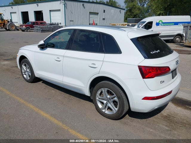 WA1ANAFY6J2122872 Audi Q5 2.0t Premium/2.0t Tech Premium