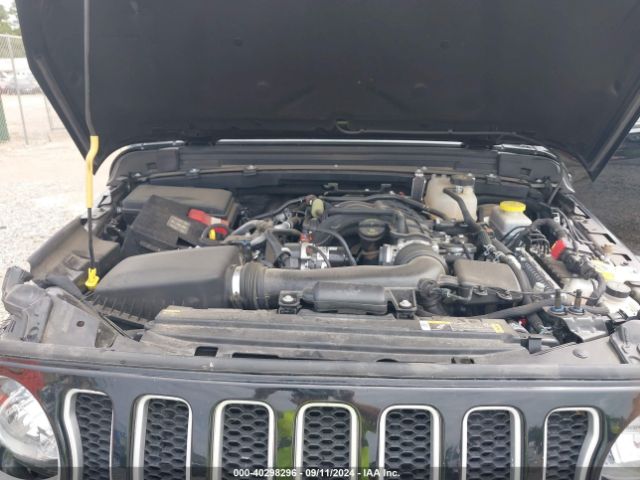 1C4HJXEG4NW116157 Jeep Wrangler Unlimited Sahara 4x4
