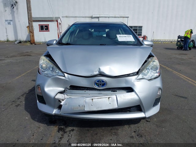 Toyota Prius C Four/one/three/two 2014 JTDKDTB30E1062666 Image 12