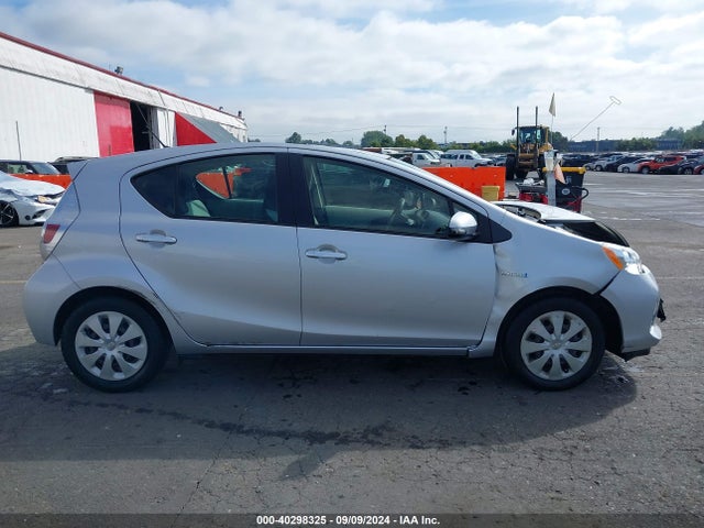Toyota Prius C Four/one/three/two 2014 JTDKDTB30E1062666 Image 13