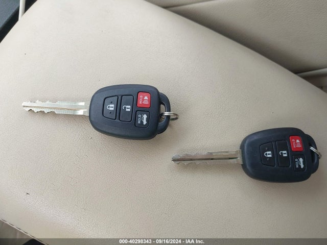 Toyota COROLLA LE 2019 5YFBURHEXKP941868 Image 11